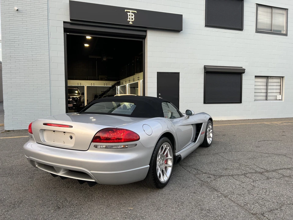 2004 Dodge Viper 3rd Gen - Image 22 of 31