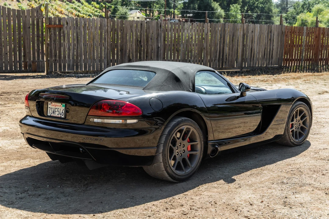 2004 Dodge Viper 3rd Gen - Image 14 of 31