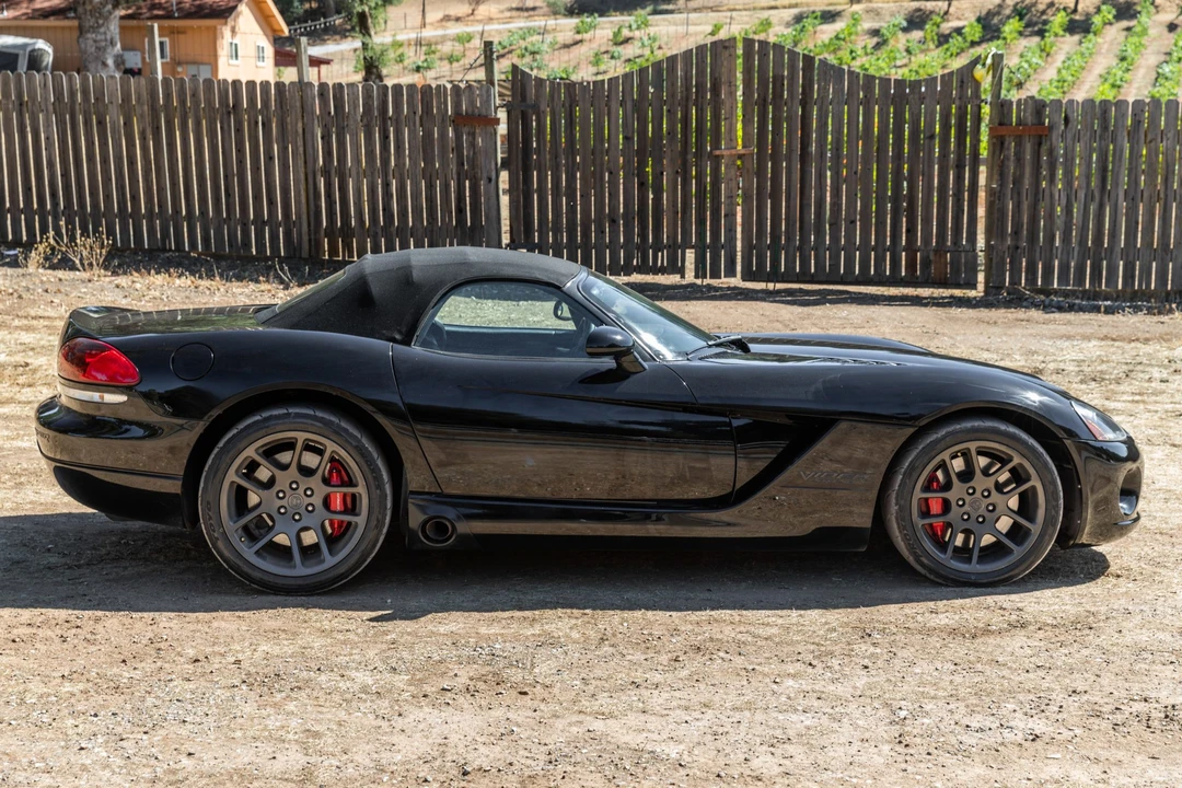 2004 Dodge Viper 3rd Gen - Image 13 of 31