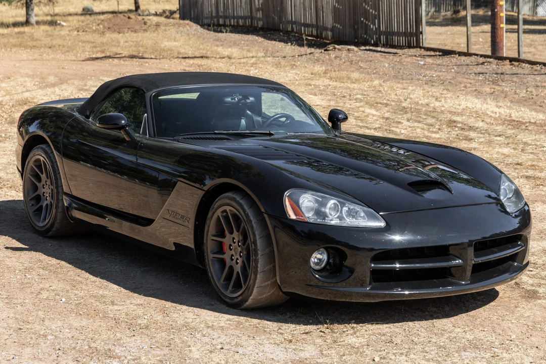 2004 Dodge Viper 3rd Gen - Image 12 of 31