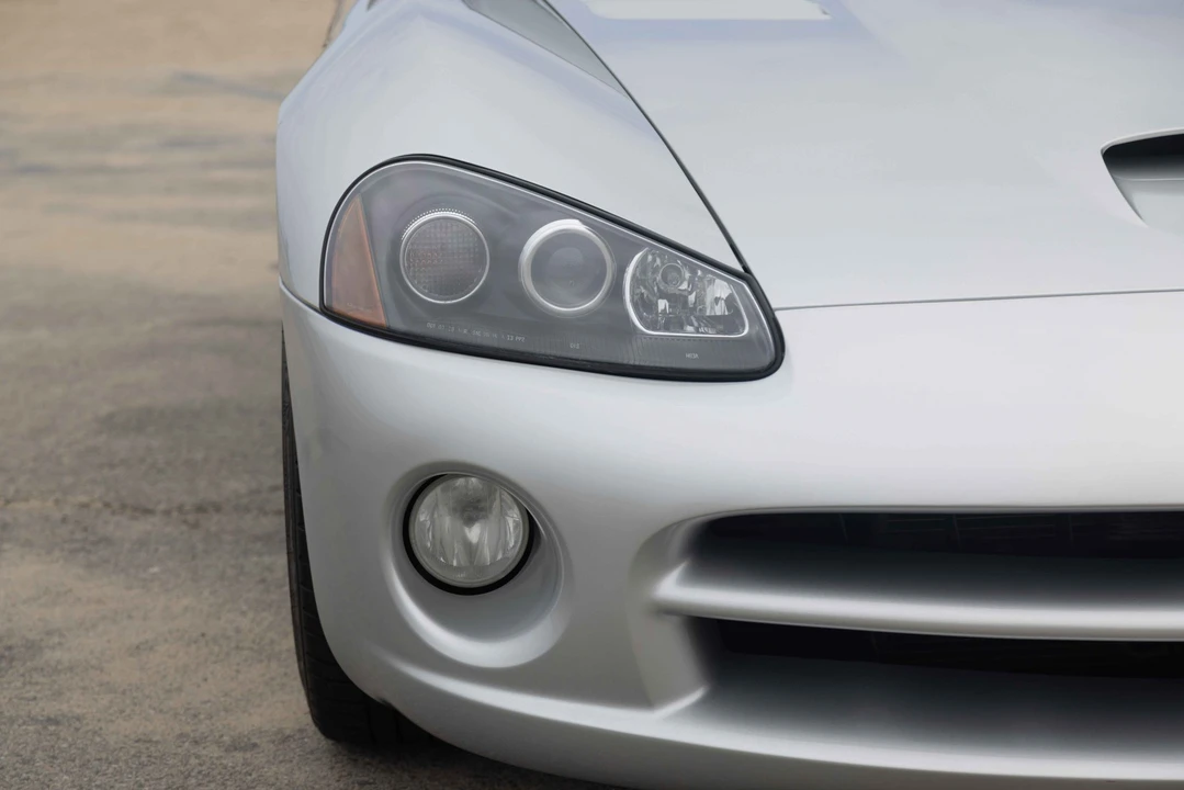 2004 Dodge Viper 3rd Gen - Image 20 of 31