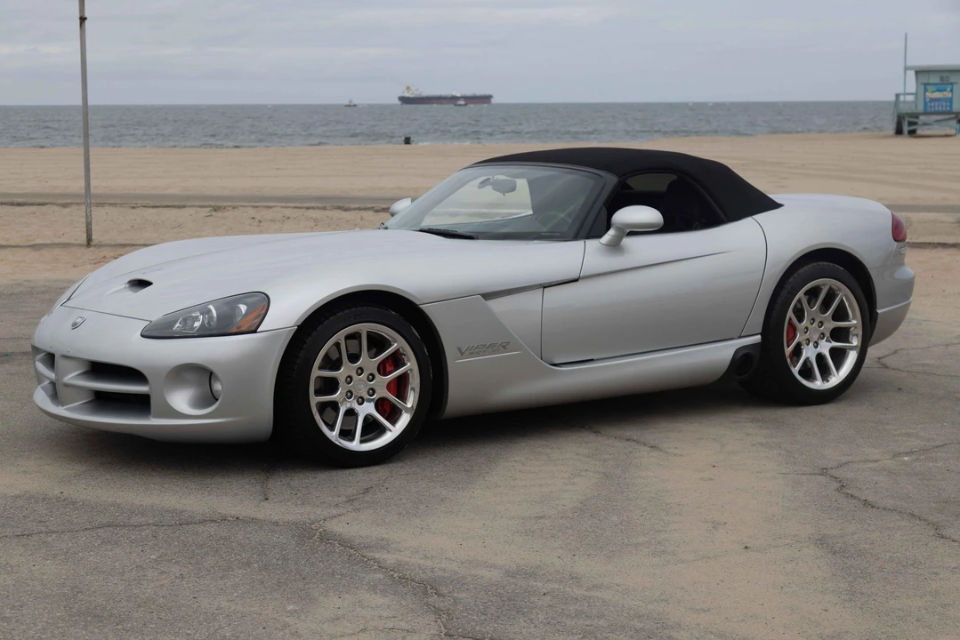 2004 Dodge Viper 3rd Gen - Image 15 of 31