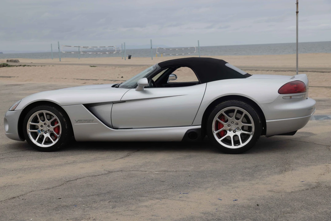 2004 Dodge Viper 3rd Gen - Image 13 of 31