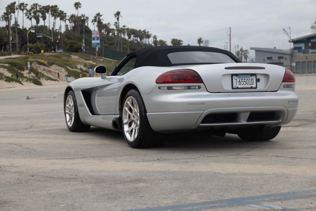 2004 Dodge Viper 3rd Gen - Image 12 of 31