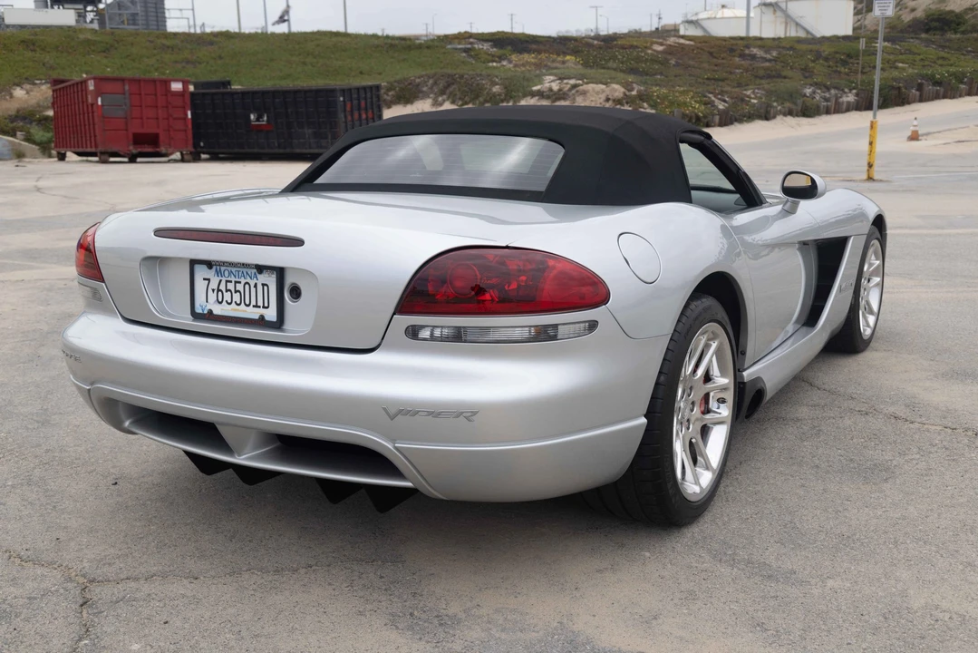 2004 Dodge Viper 3rd Gen - Image 10 of 31