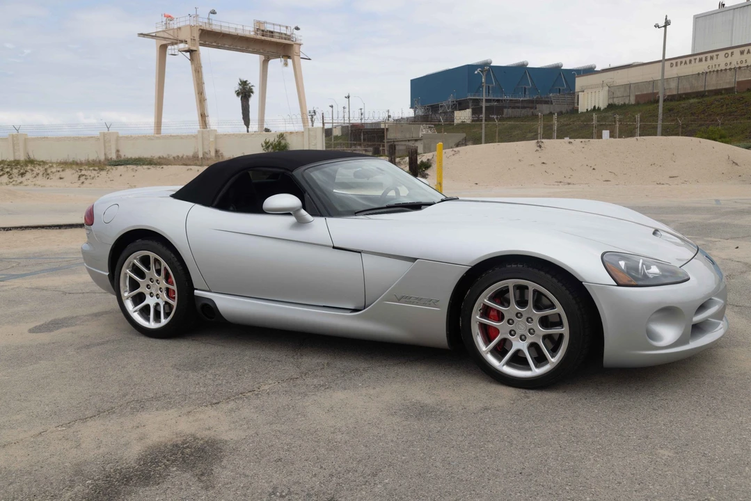 2004 Dodge Viper 3rd Gen - Image 7 of 31