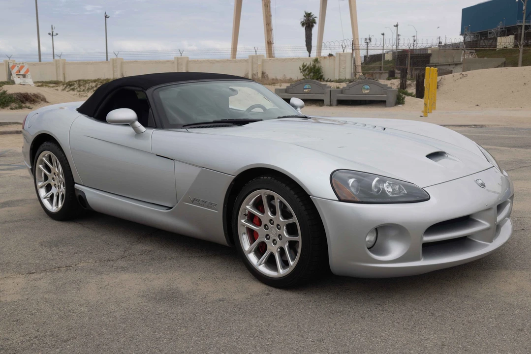 2004 Dodge Viper 3rd Gen - Image 6 of 31