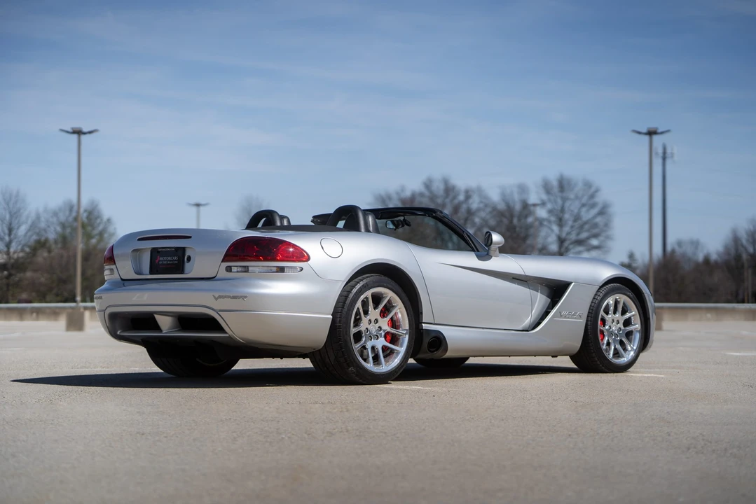 2004 Dodge Viper 3rd Gen - Image 7 of 31
