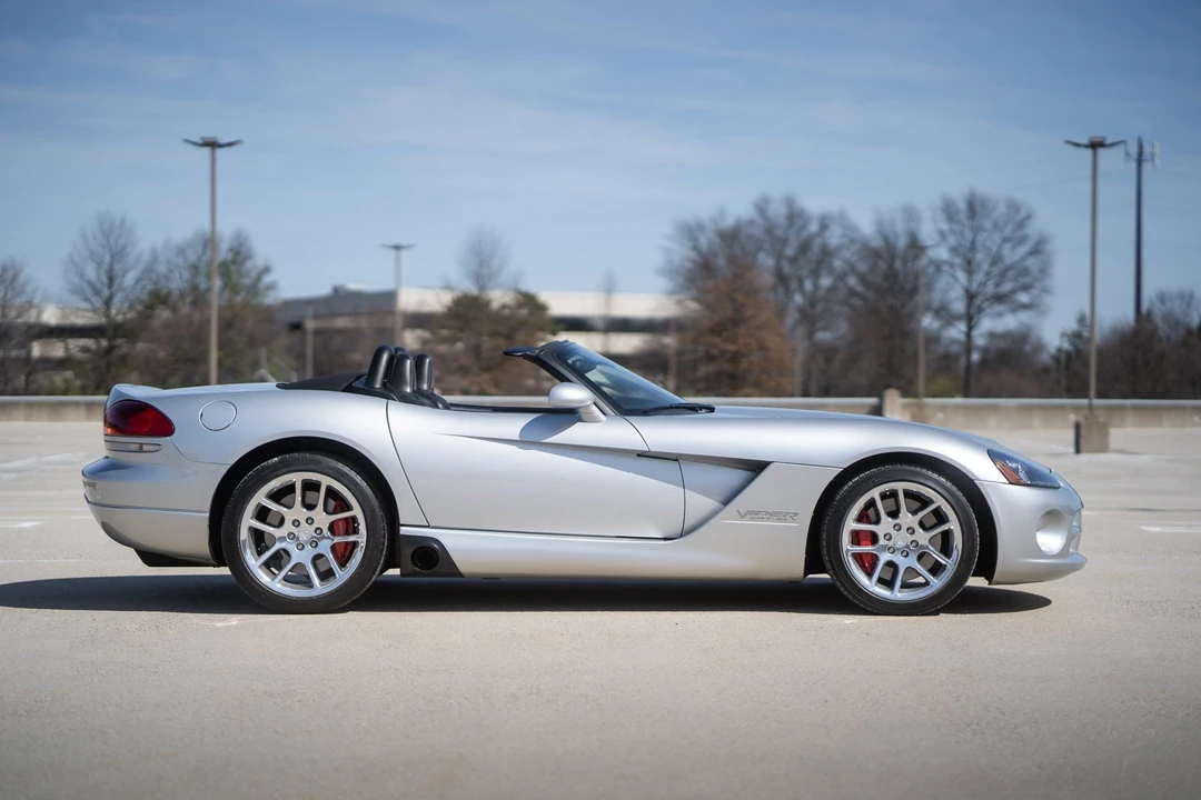 2004 Dodge Viper 3rd Gen - Image 6 of 31