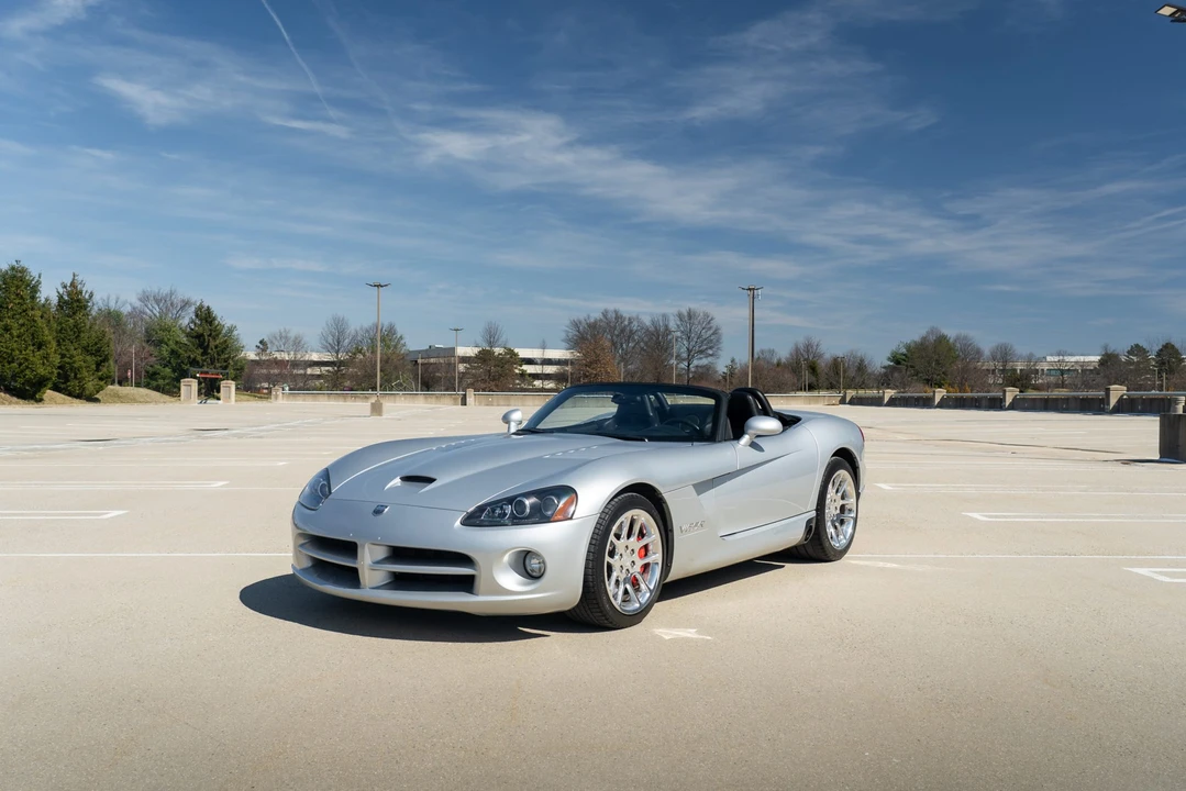 2004 Dodge Viper 3rd Gen - Image 30 of 31