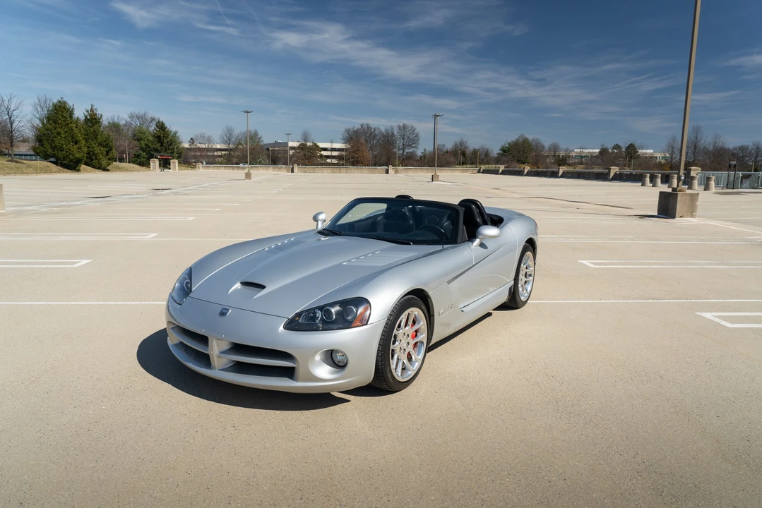 2004 Dodge Viper 3rd Gen - Image 19 of 31