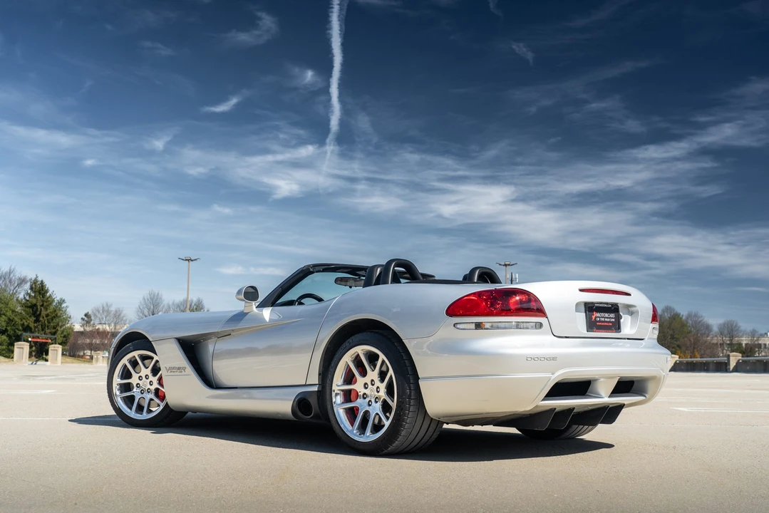 2004 Dodge Viper 3rd Gen - Image 15 of 31