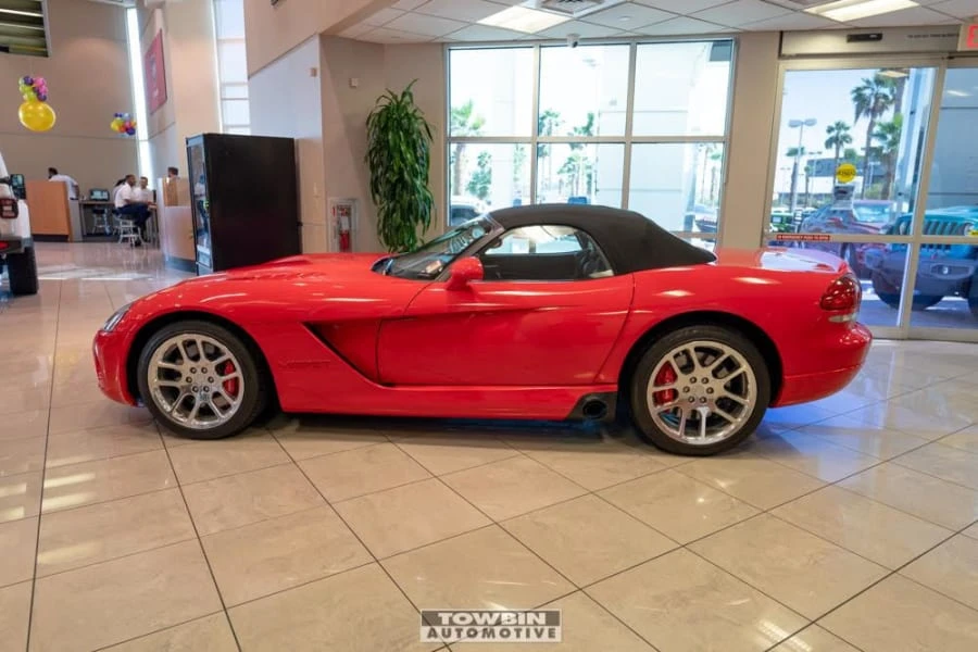 2004 Dodge Viper 3rd Gen - Image 2 of 12