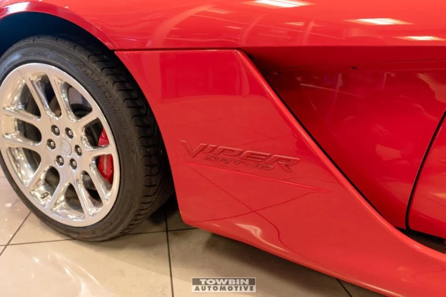 2004 Dodge Viper 3rd Gen - Image 9 of 12