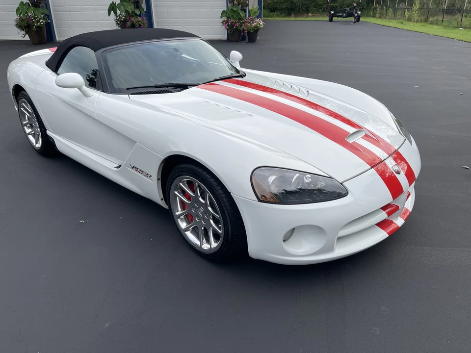2004 Dodge Viper 3rd Gen - Image 8 of 31