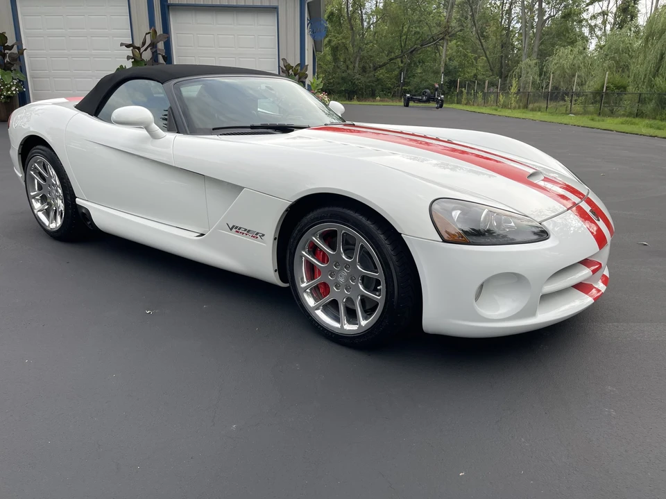 2004 Dodge Viper 3rd Gen - Image 9 of 31