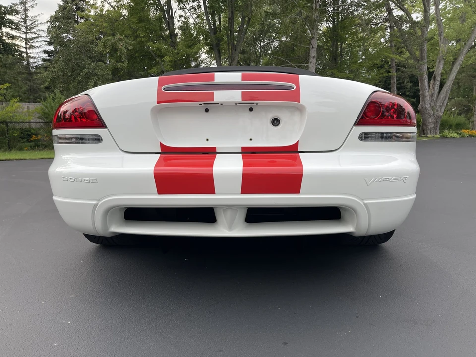 2004 Dodge Viper 3rd Gen - Image 14 of 31