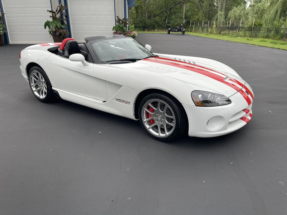 2004 Dodge Viper 3rd Gen - Image 23 of 31