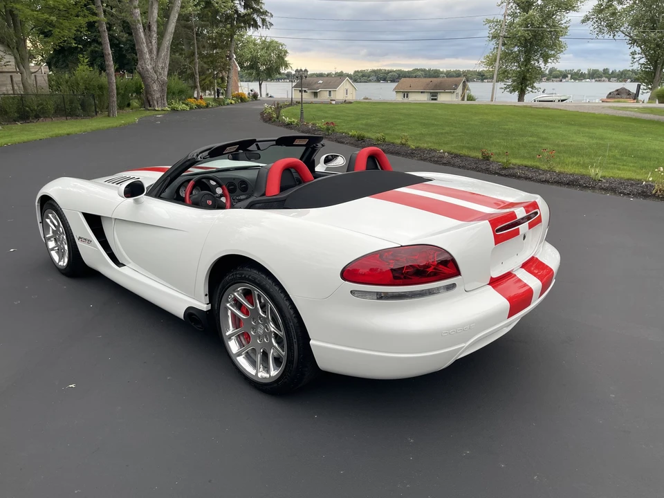 2004 Dodge Viper 3rd Gen - Image 29 of 31