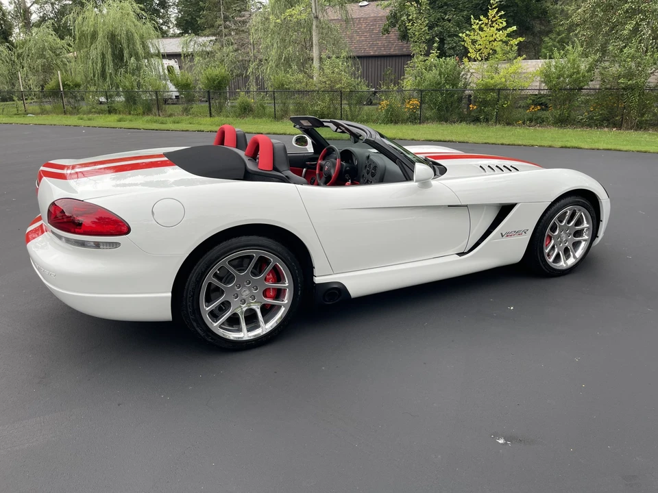 2004 Dodge Viper 3rd Gen - Image 25 of 31