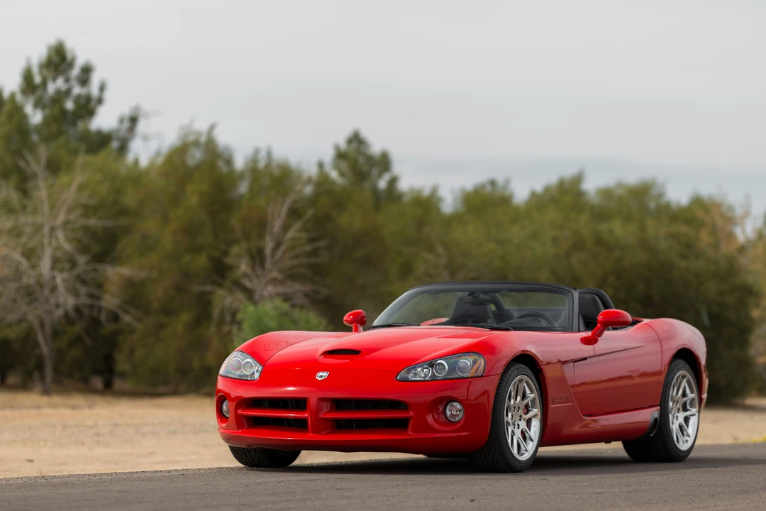 2004 Dodge Viper 3rd Gen - Image 2 of 31
