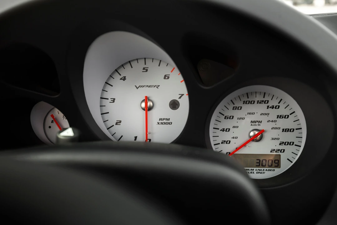 2004 Dodge Viper 3rd Gen - Image 15 of 31
