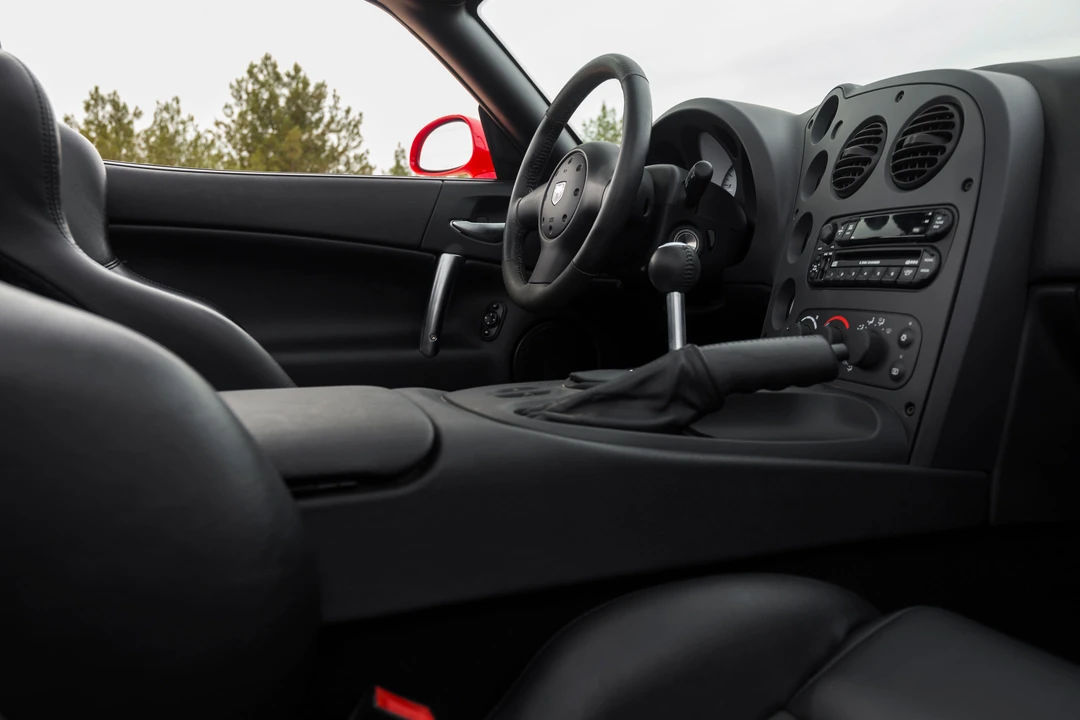 2004 Dodge Viper 3rd Gen - Image 18 of 31