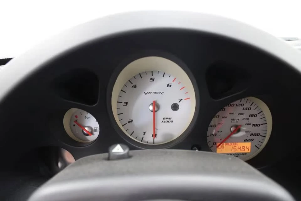2004 Dodge Viper 3rd Gen - Image 9 of 16