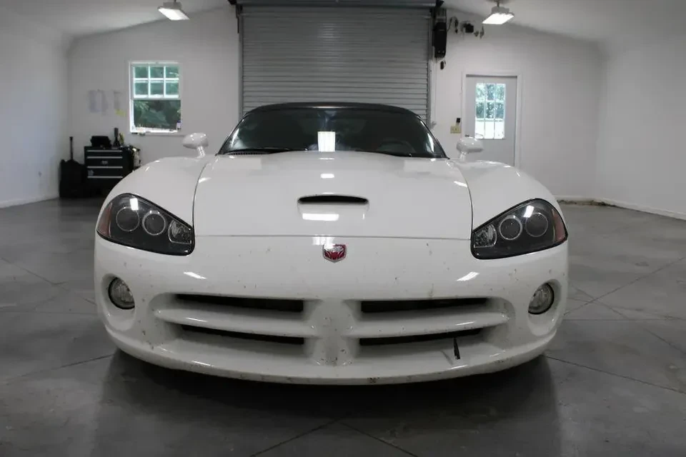 2004 Dodge Viper 3rd Gen - Image 3 of 20