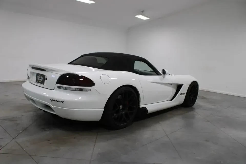 2004 Dodge Viper 3rd Gen - Image 8 of 20