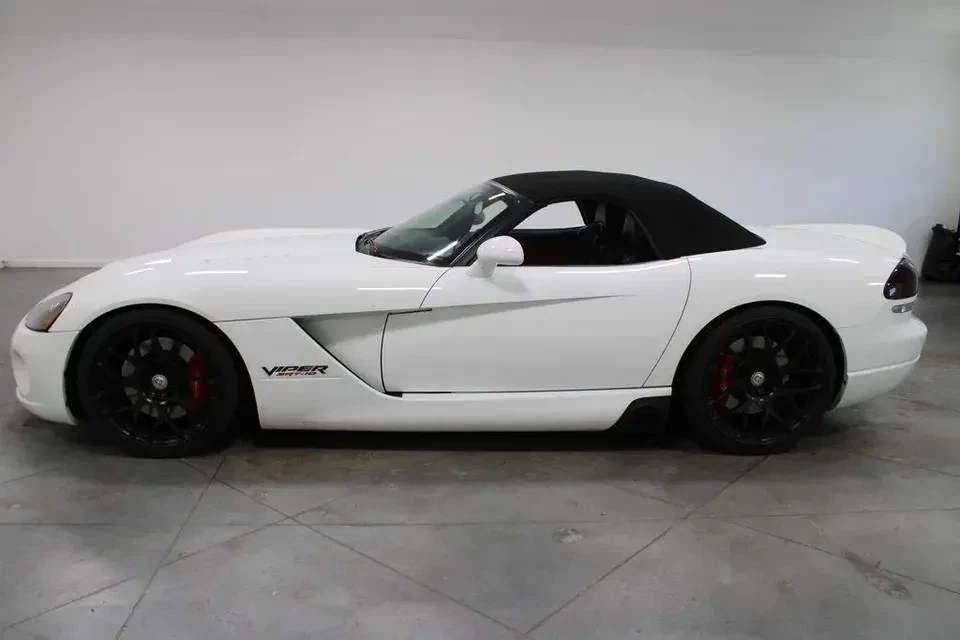 2004 Dodge Viper 3rd Gen - Image 5 of 20