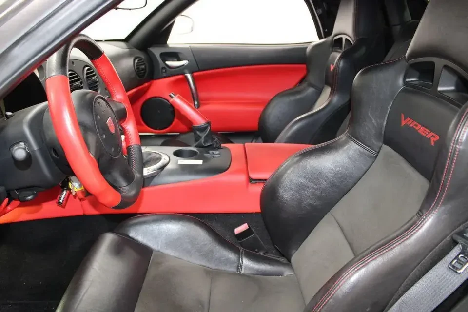 2004 Dodge Viper 3rd Gen - Image 11 of 20