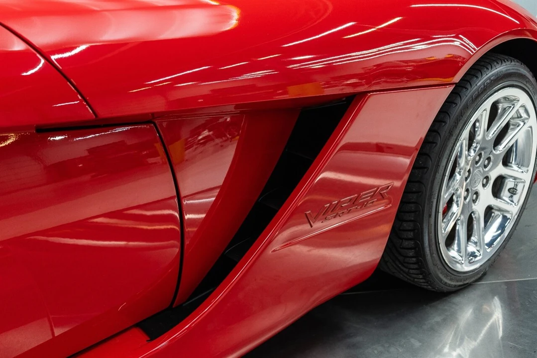 2004 Dodge Viper 3rd Gen - Image 26 of 31
