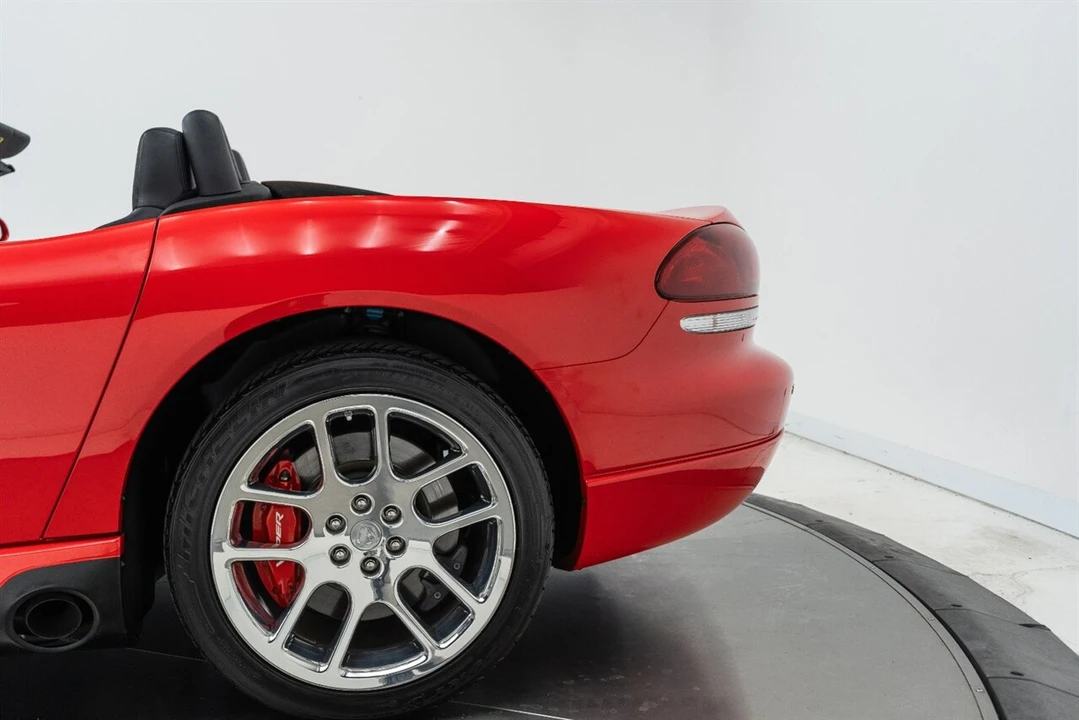 2004 Dodge Viper 3rd Gen - Image 30 of 31