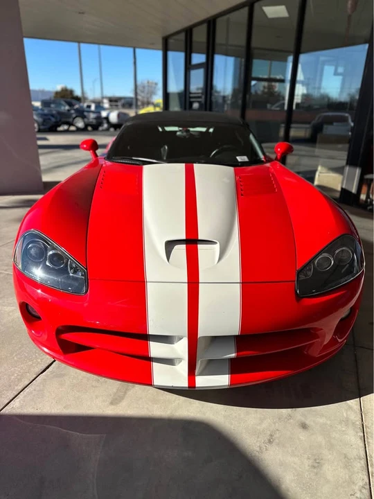 2004 Dodge Viper 3rd Gen - Image 2 of 10