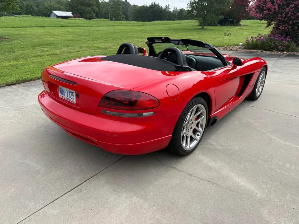 2004 Dodge Viper 3rd Gen - Image 4 of 17