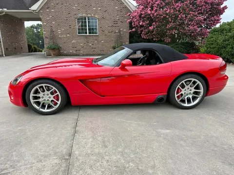 2004 Dodge Viper SRT10 Convertible 2D
