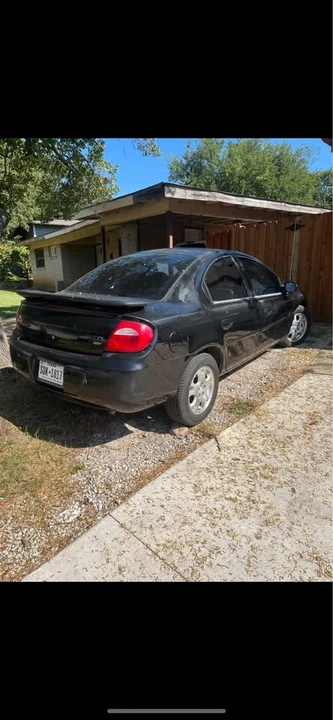 2004 Dodge Neon - Image 5 of 5