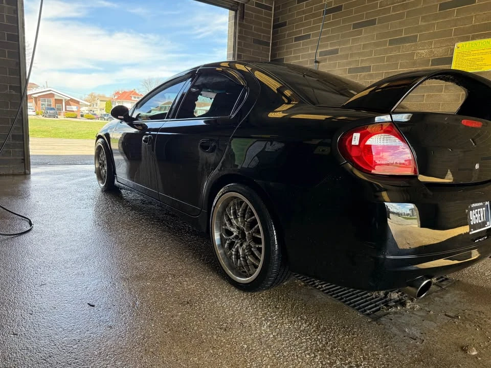 2004 Dodge Neon SRT-4 - Image 2 of 10