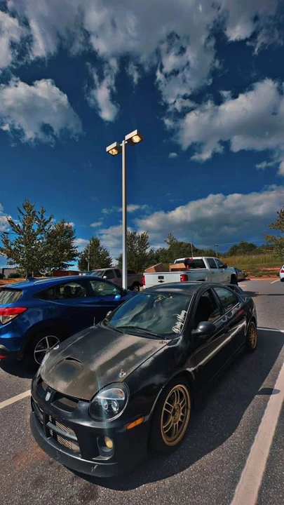 2004 Dodge Neon SRT-4 - Image 2 of 3