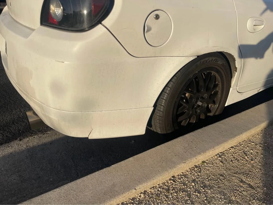 2004 Dodge Neon SRT-4 - Image 2 of 12