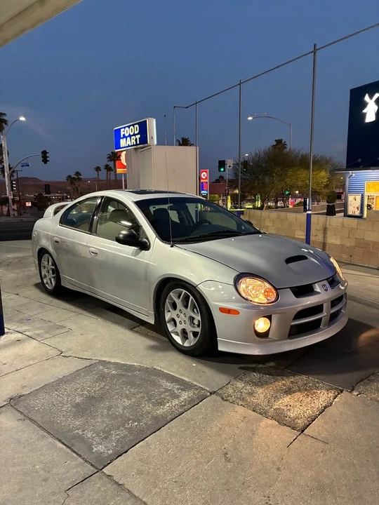 2004 Dodge Neon SRT-4 - Image 2 of 9