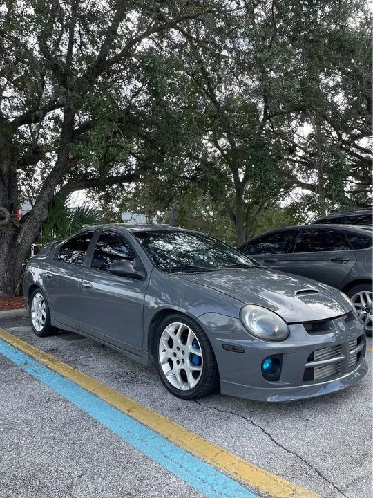 2004 Dodge Neon SRT-4 - Image 2 of 11