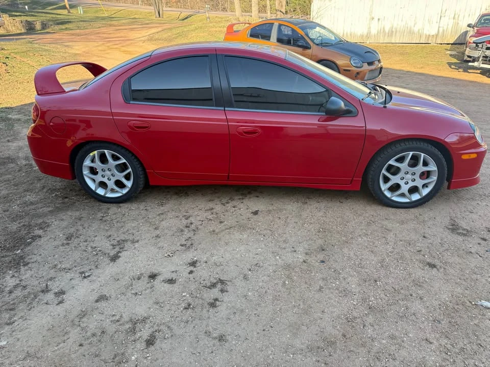 2004 Dodge Neon SRT-4 - Image 2 of 11