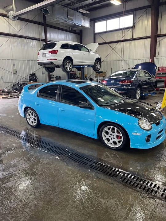 2004 Dodge Neon SRT-4 - Image 2 of 16