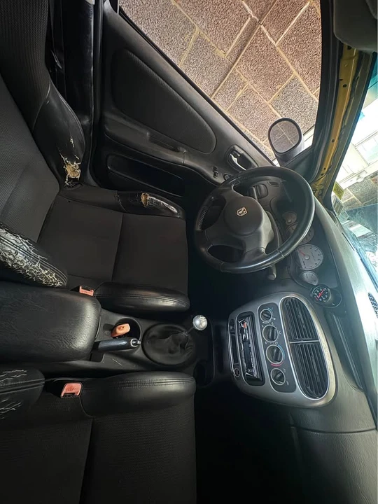 2004 Dodge Neon SRT-4 - Image 2 of 7