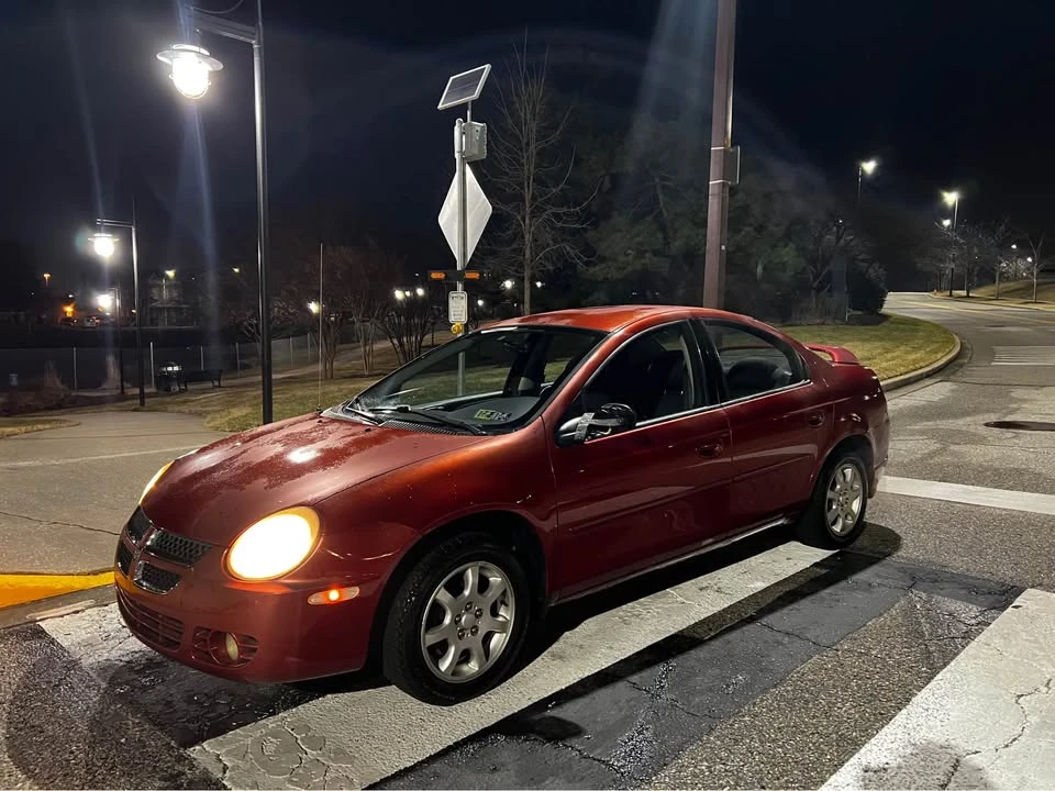 2004 Dodge Neon - Image 8 of 16
