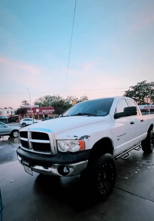 2004 Dodge Ram 3rd Gen - Image 3 of 4