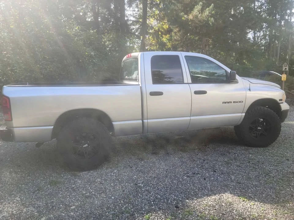 2004 Dodge Ram 3rd Gen - Image 2 of 3