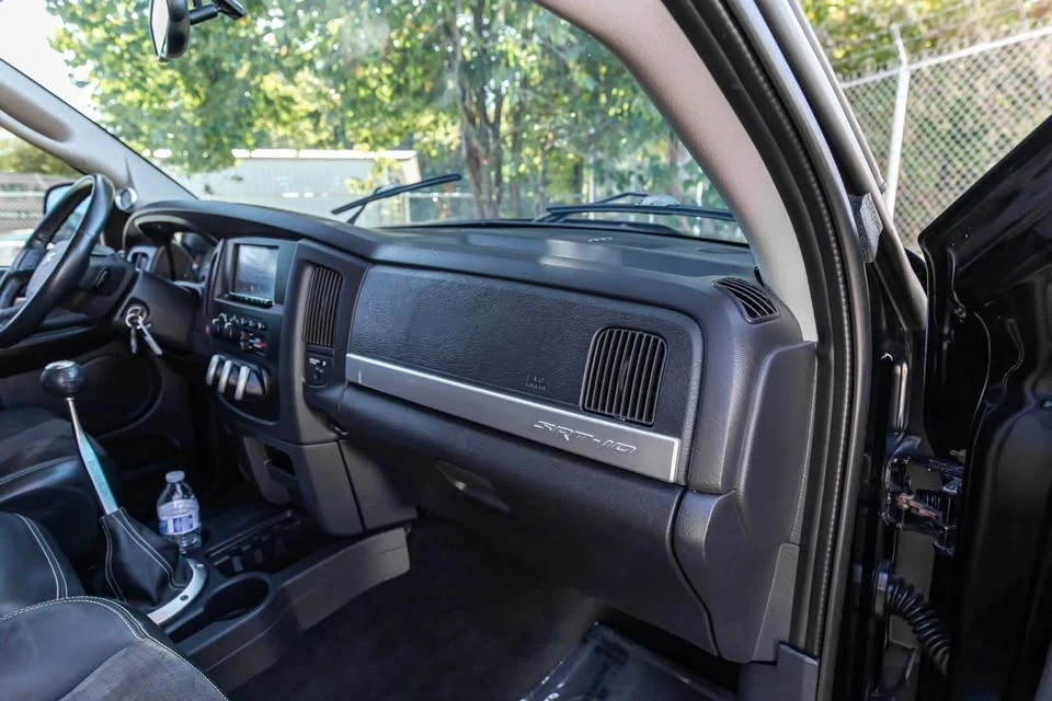 2004 Dodge Ram SRT-10 3rd Gen - Image 15 of 20